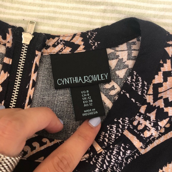 Vintage Lightweight Dress - Picture 2 of 3